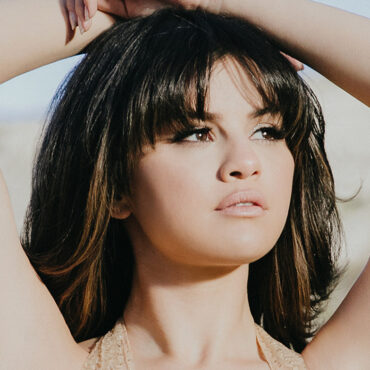 Η Selena Gomez ανακοινώνει το νέο τραγούδι «My Mind & Me»
