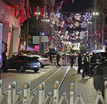 Έκρηξη στην Κωνσταντινούπολη: «Είδε παιδάκια σκοτωμένα, διαμελίστηκαν άτομα» λέει η μητέρα της Ελληνίδας που τραυματίστηκε
