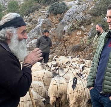 Αυτοψία: Ο Αντώνης Σρόιτερ συναντά τους «άγριους» της Κρήτης