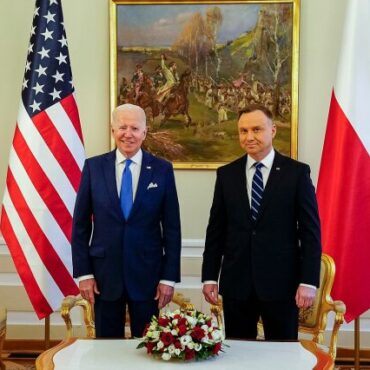 Πολωνία: «Πιθανότατα από την ουκρανική αεράμυνα ο πύραυλος» παραδέχτηκε ο Πολωνός πρόεδρος