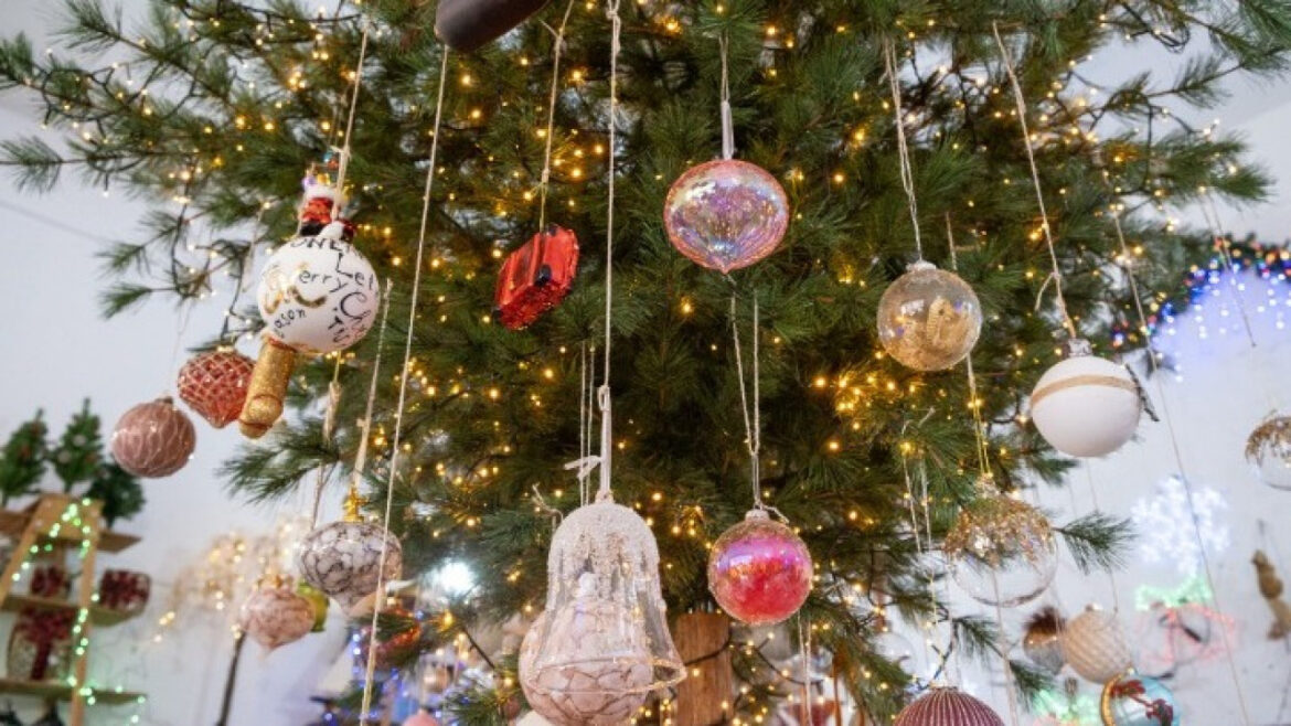 Χριστούγεννα στην Αθήνα: Δεκαπέντε προτάσεις γιορτινών θεαμάτων για όλη την οικογένεια