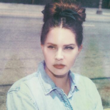 Lana Del Rey: Ανακοινώνει νέο άλμπουμ και κυκλοφορεί το πρώτο τραγούδι